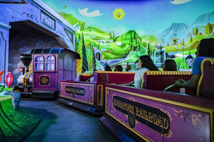 mickey_minnie_runaway_railway.jpg