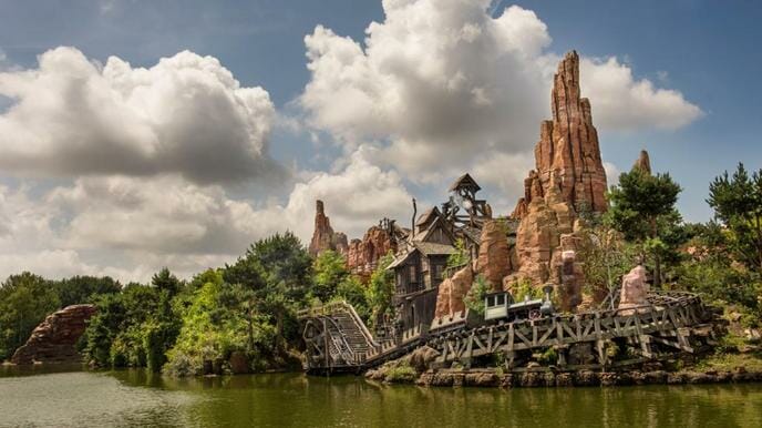 disneyland paris big thunder.jpg