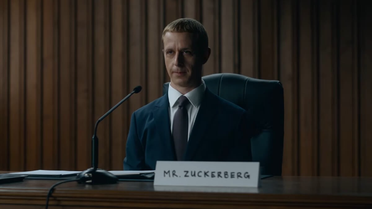 Jeremy Strong's Mark Zuckerberg apparently had some defensive notes for Aaron Sorkin